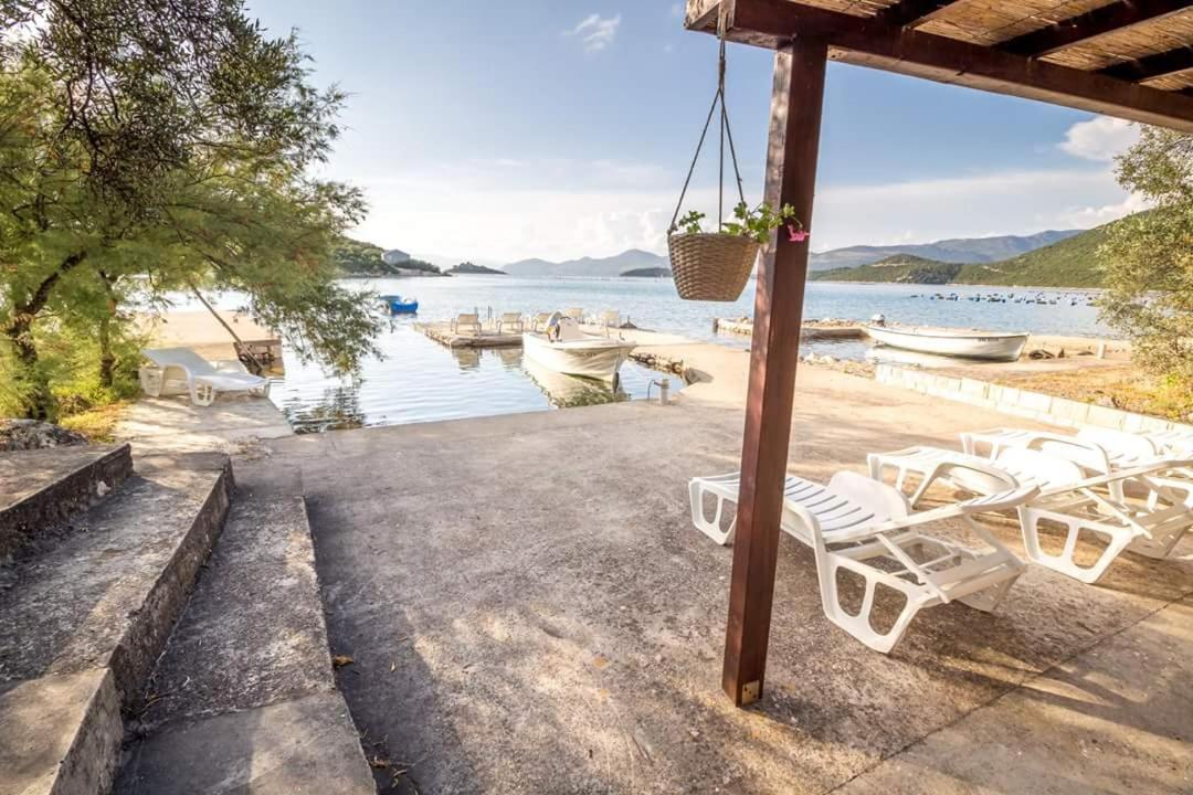 Apartmani Vlahusic Putniković Εξωτερικό φωτογραφία
